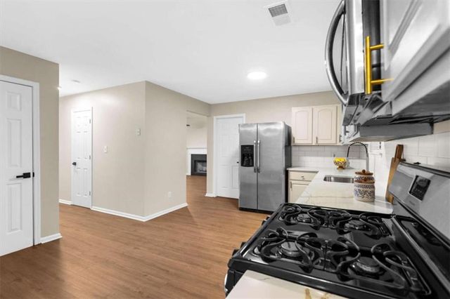 3897 Creek Shoals Ln, Ellenwood, GA 30294