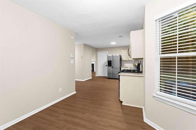 3897 Creek Shoals Ln, Ellenwood, GA 30294