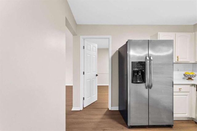 3897 Creek Shoals Ln, Ellenwood, GA 30294