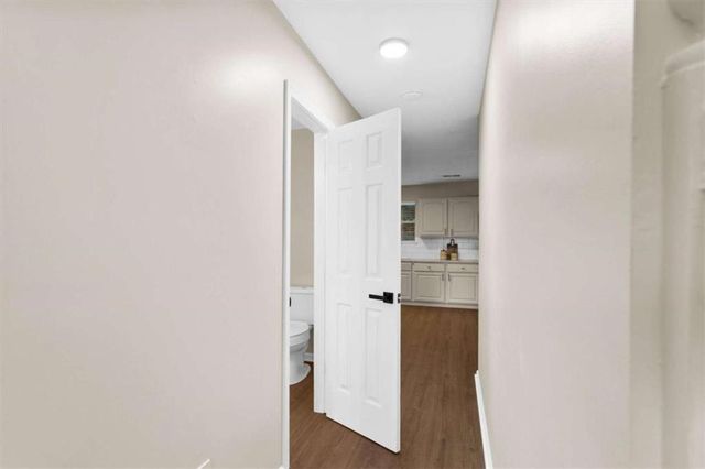 3897 Creek Shoals Ln, Ellenwood, GA 30294