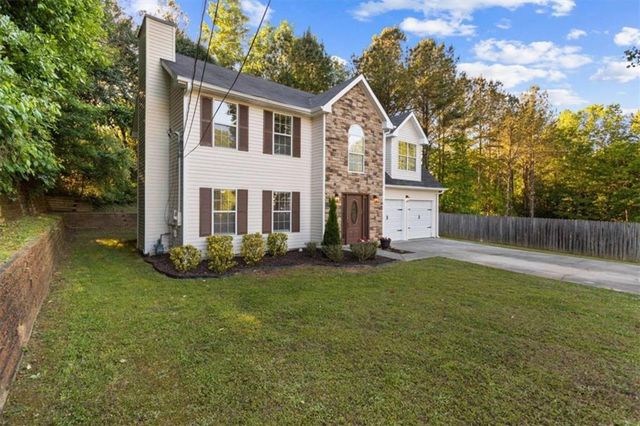 3897 Creek Shoals Ln, Ellenwood, GA 30294