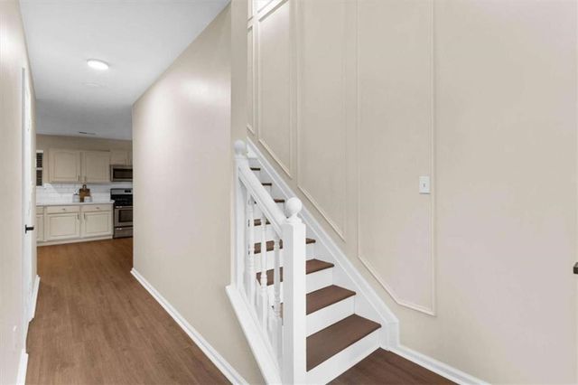 3897 Creek Shoals Ln, Ellenwood, GA 30294