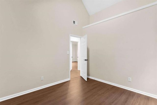 3897 Creek Shoals Ln, Ellenwood, GA 30294