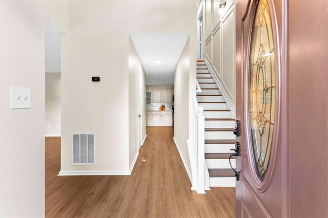 3897 Creek Shoals Ln, Ellenwood, GA 30294