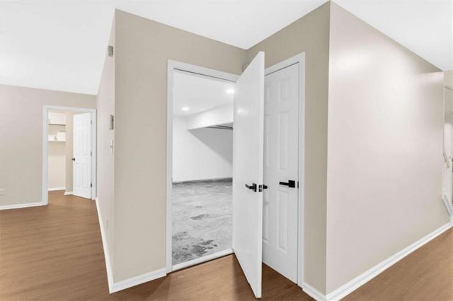 3897 Creek Shoals Ln, Ellenwood, GA 30294