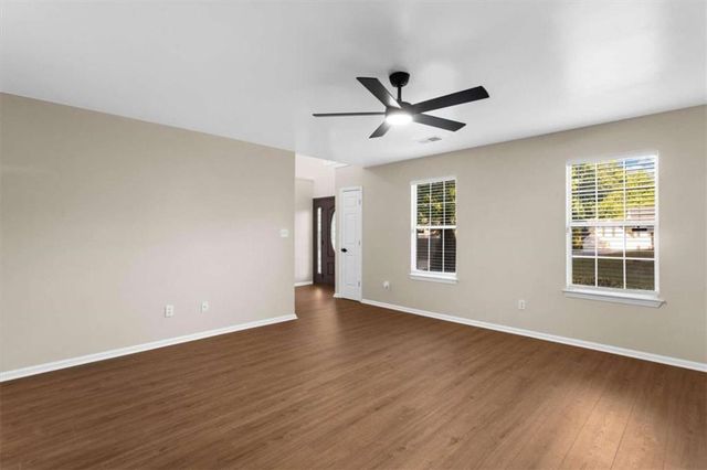 3897 Creek Shoals Ln, Ellenwood, GA 30294