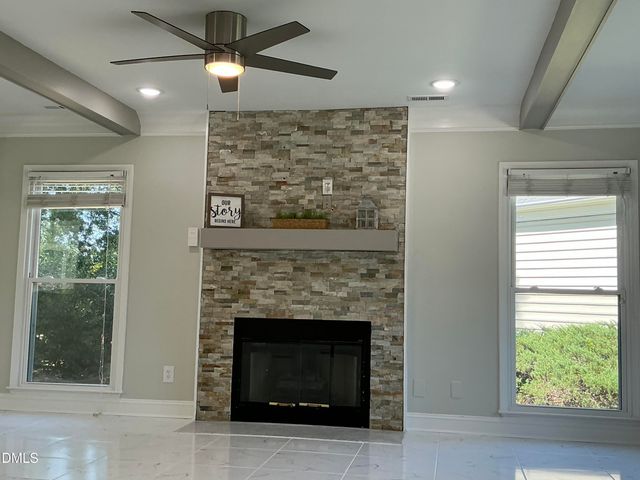 9 Wavecrest Court, Durham, NC 27713
