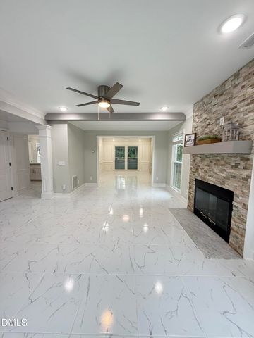 9 Wavecrest Court, Durham, NC 27713