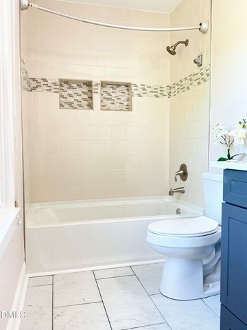 9 Wavecrest Court, Durham, NC 27713
