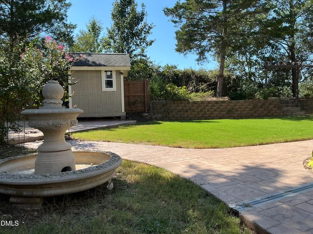 9 Wavecrest Court, Durham, NC 27713