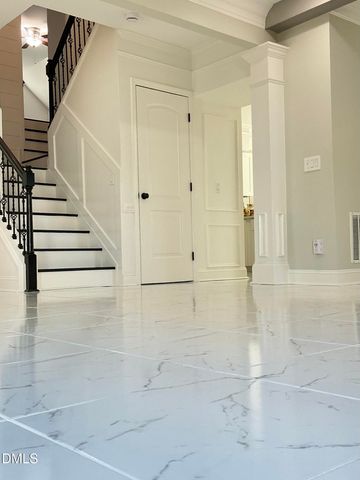 9 Wavecrest Court, Durham, NC 27713