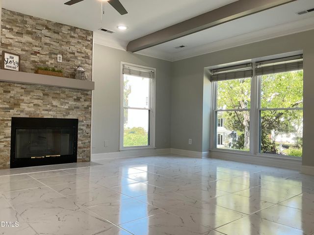 9 Wavecrest Court, Durham, NC 27713