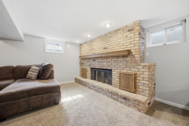 57 Prairiewood Drive S, Fargo, ND 58103