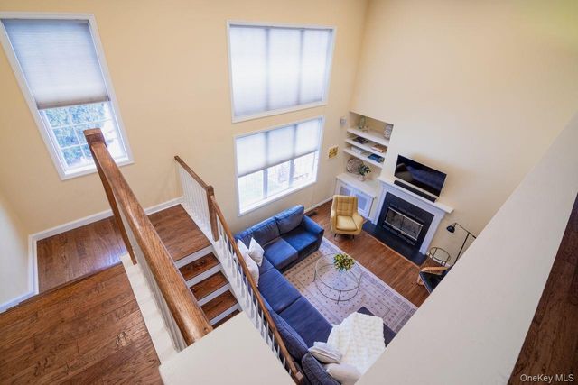 141 Friendship Court, White Plains, NY 10603