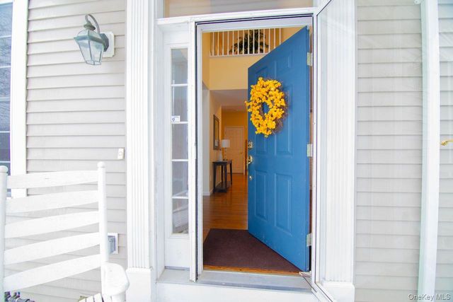 141 Friendship Court, White Plains, NY 10603