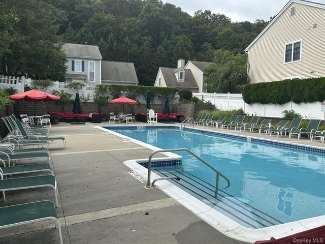 141 Friendship Court, White Plains, NY 10603