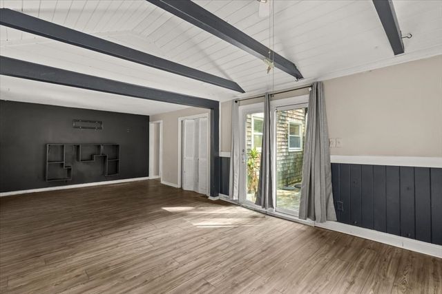 350 Harvey St, Taunton, MA 02780
