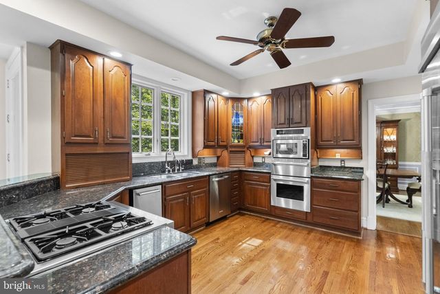 2005 SAINT STEPHENS WOODS DR, Crownsville, MD 21032