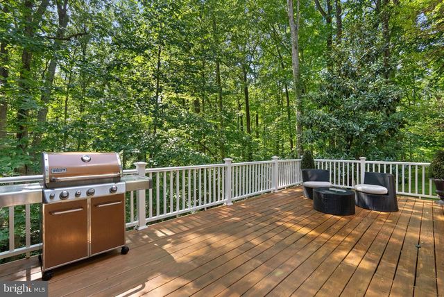 2005 SAINT STEPHENS WOODS DR, Crownsville, MD 21032
