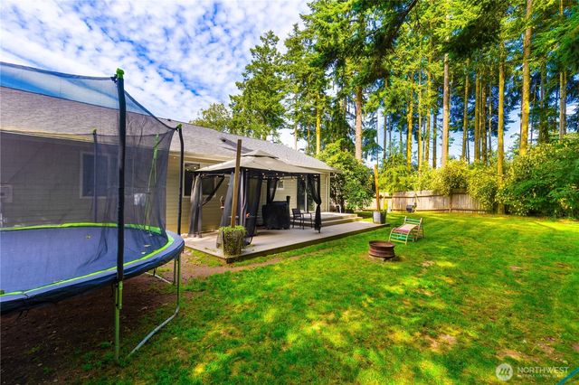 1390 Jordan Court, Oak Harbor, WA 98277