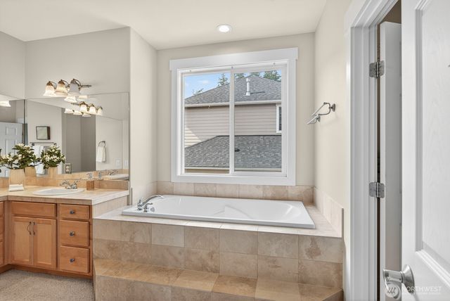 2301 23rd Street, Anacortes, WA 98221