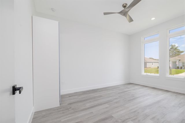 34 NW Fallen Oak, Palm Coast, FL 32137