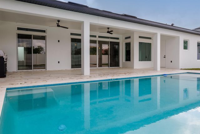 34 NW Fallen Oak, Palm Coast, FL 32137