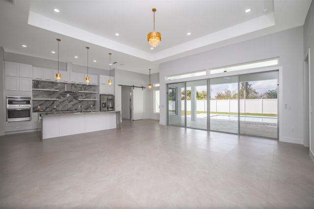 34 NW Fallen Oak, Palm Coast, FL 32137