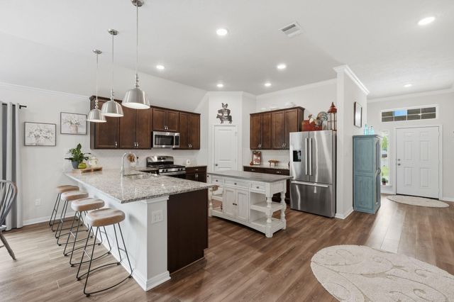 157 Worley Way, Huntsville, TX 77320