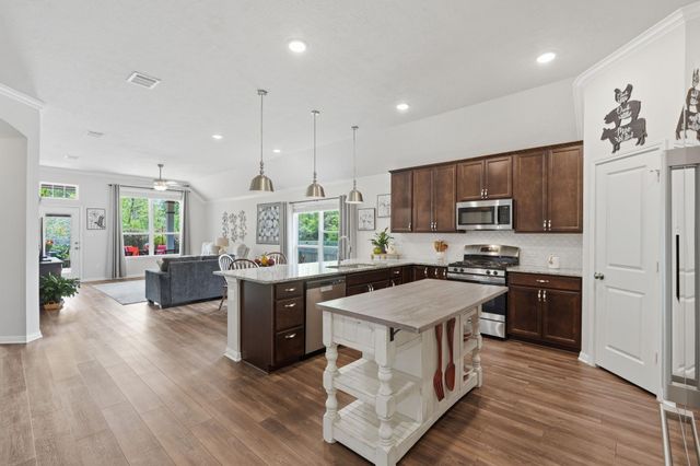 157 Worley Way, Huntsville, TX 77320