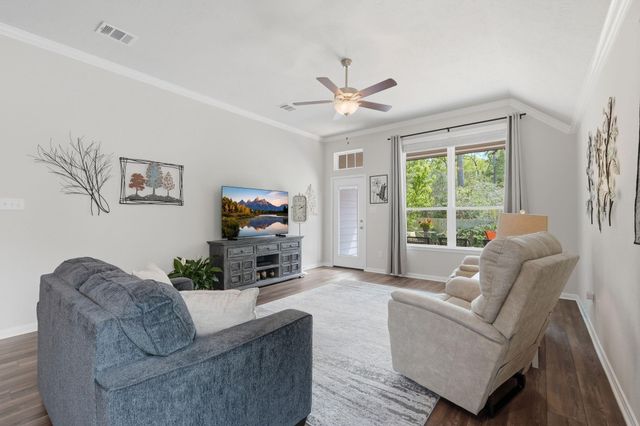 157 Worley Way, Huntsville, TX 77320