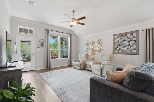 157 Worley Way, Huntsville, TX 77320