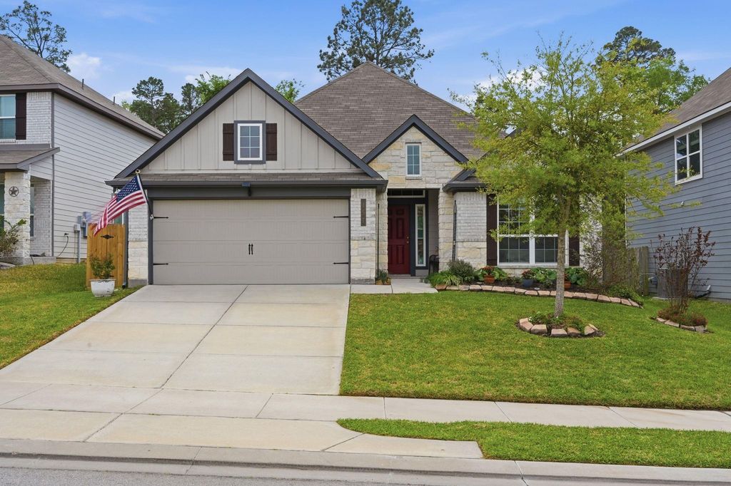 157 Worley Way, Huntsville, TX 77320