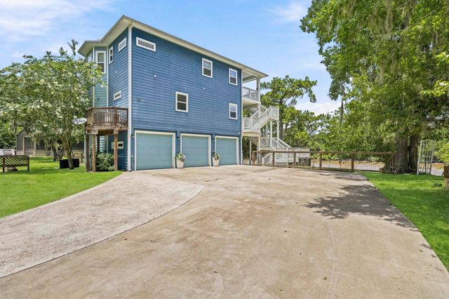 2780 County Road 506, Brazoria, TX 77422