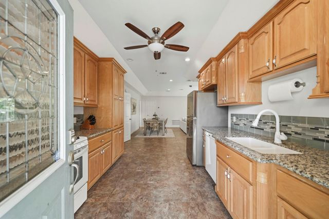 2780 County Road 506, Brazoria, TX 77422