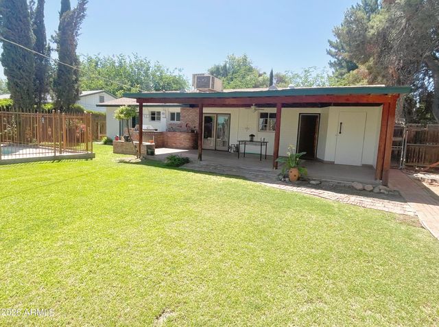 1526 E Cedar Street, Tempe, AZ 85281