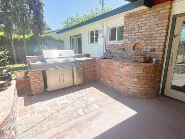 1526 E Cedar Street, Tempe, AZ 85281