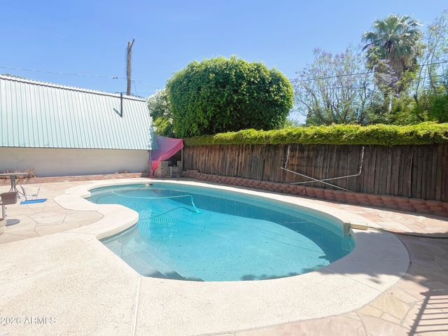 1526 E Cedar Street, Tempe, AZ 85281