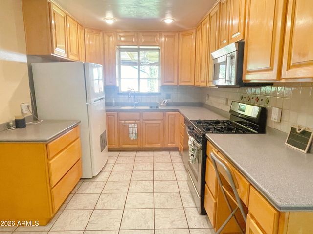 1526 E Cedar Street, Tempe, AZ 85281