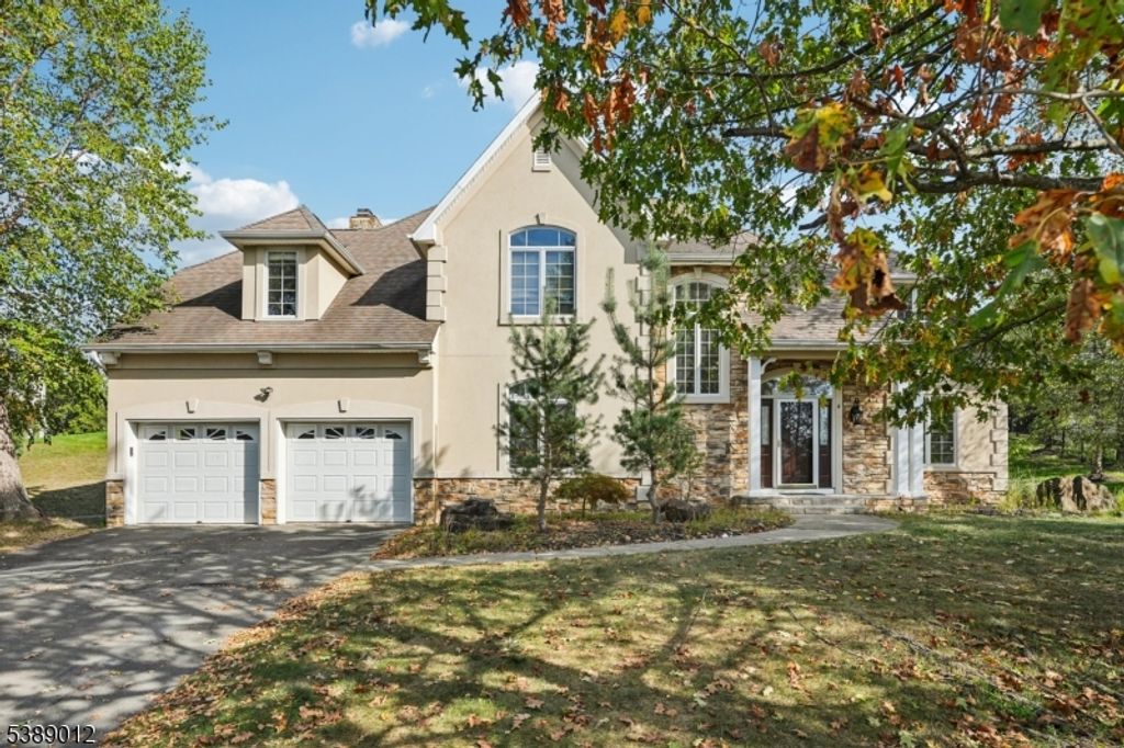 4 Forest Hill Dr, Wayne Twp., NJ 07470