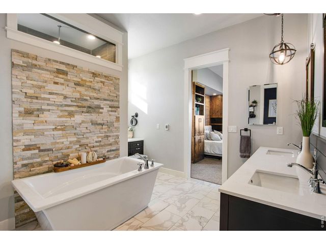 2418 Barry Ln, Fort Collins, CO 80524