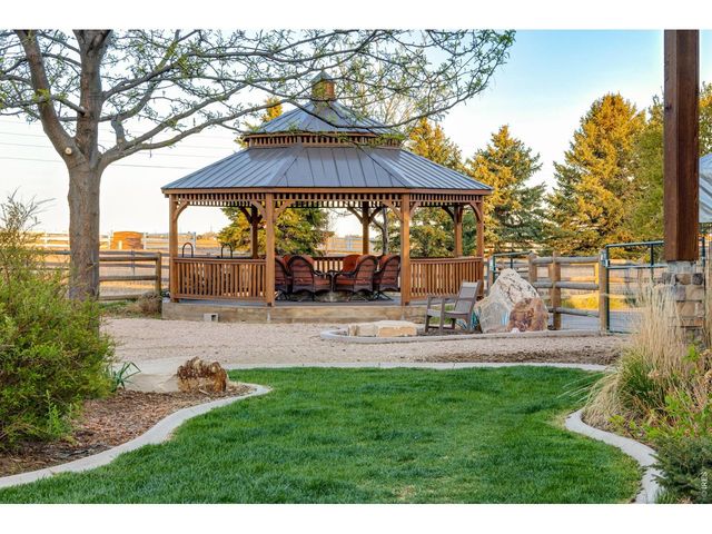 2418 Barry Ln, Fort Collins, CO 80524