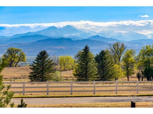 2418 Barry Ln, Fort Collins, CO 80524
