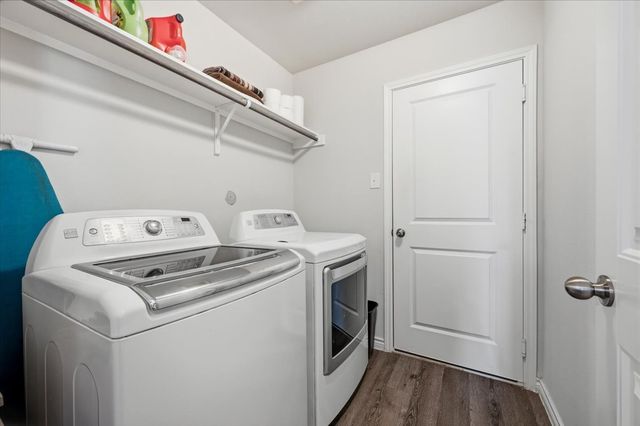 1709 Mark Lane, Ennis, TX 75119