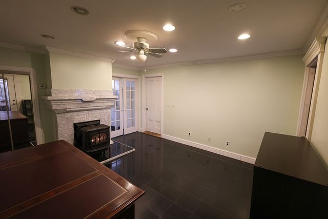 235 Savin Hill Avenue 1R, Boston, MA 02125