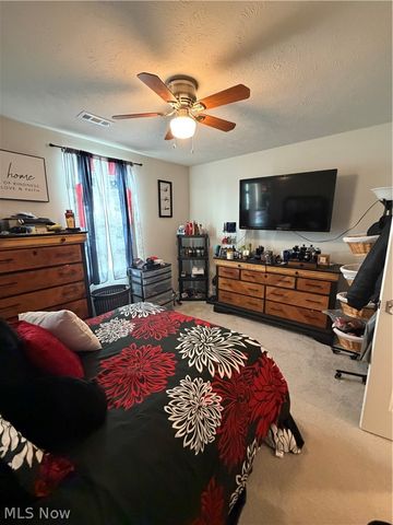 105 Zenith Court, Eastlake, OH 44095