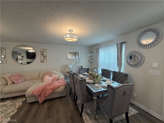 105 Zenith Court, Eastlake, OH 44095