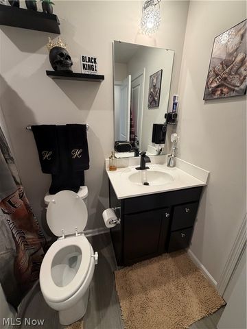 105 Zenith Court, Eastlake, OH 44095