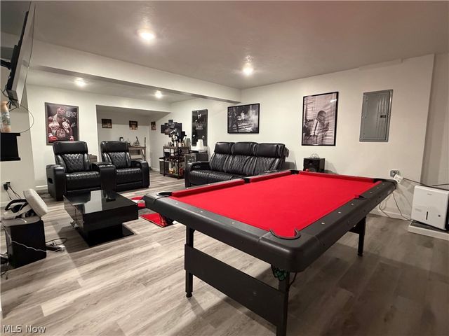 105 Zenith Court, Eastlake, OH 44095