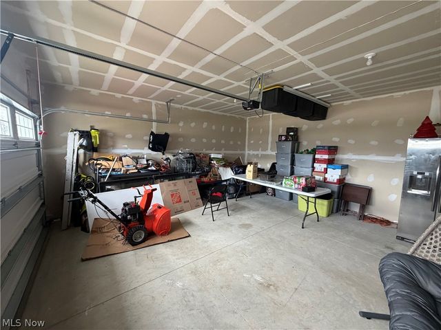 105 Zenith Court, Eastlake, OH 44095